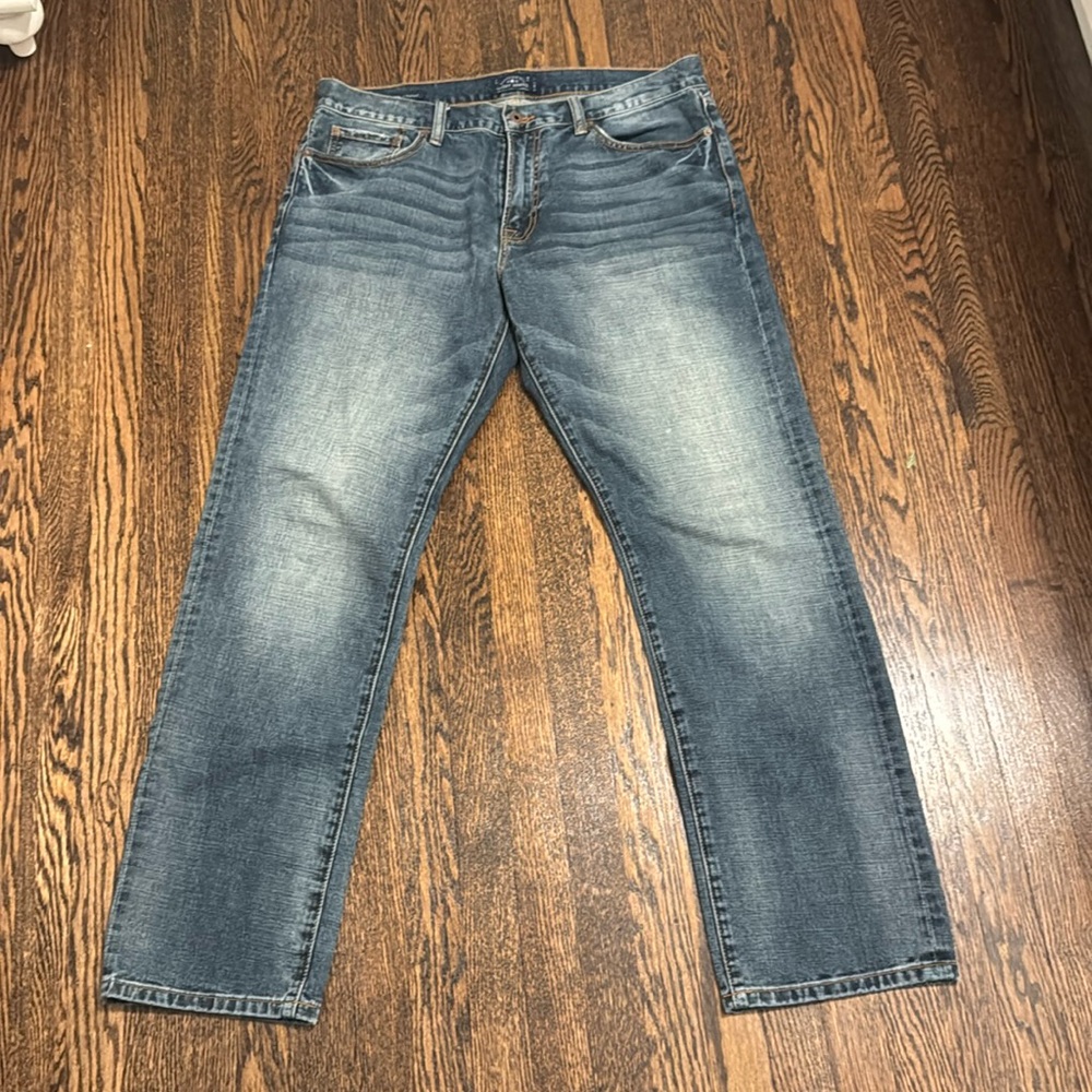 Lucky Brand Straight Leg Jeans